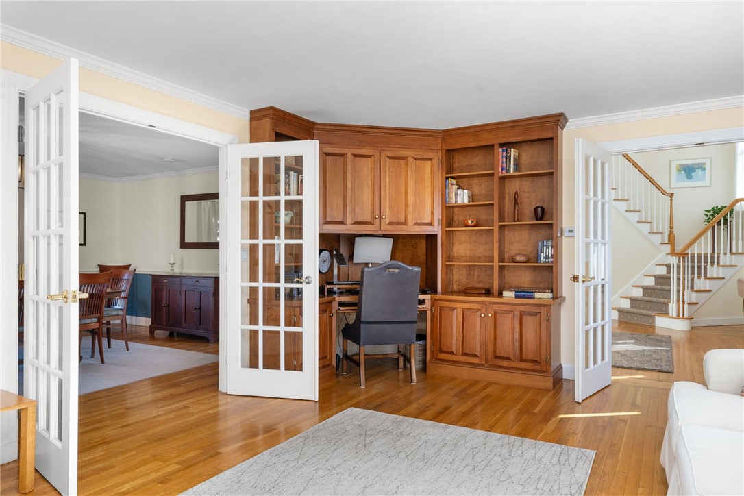 5 Riverside Drive Barrington, RI 02806 - Photo 24 of 43