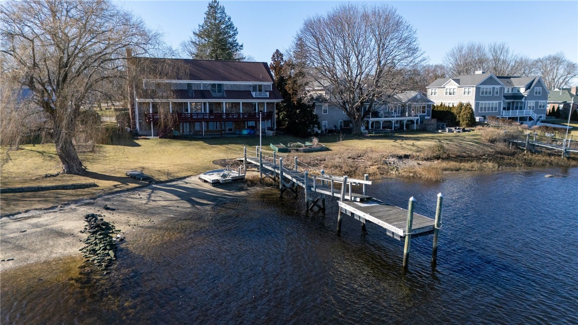 5 Riverside Drive Barrington, RI 02806 - Photo 4 of 43