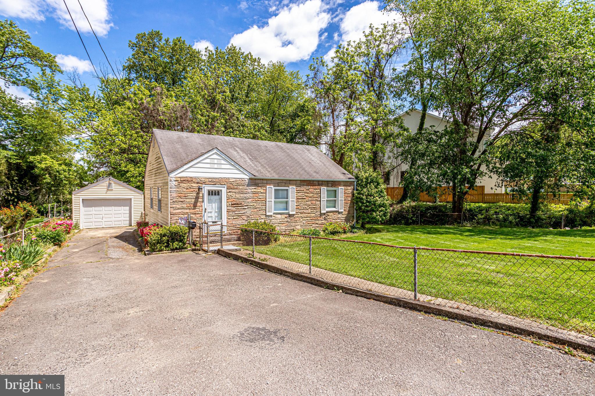 2027 Griffith Road Falls Church, VA 22043 - Photo 33 of 49 Gallery Image 33