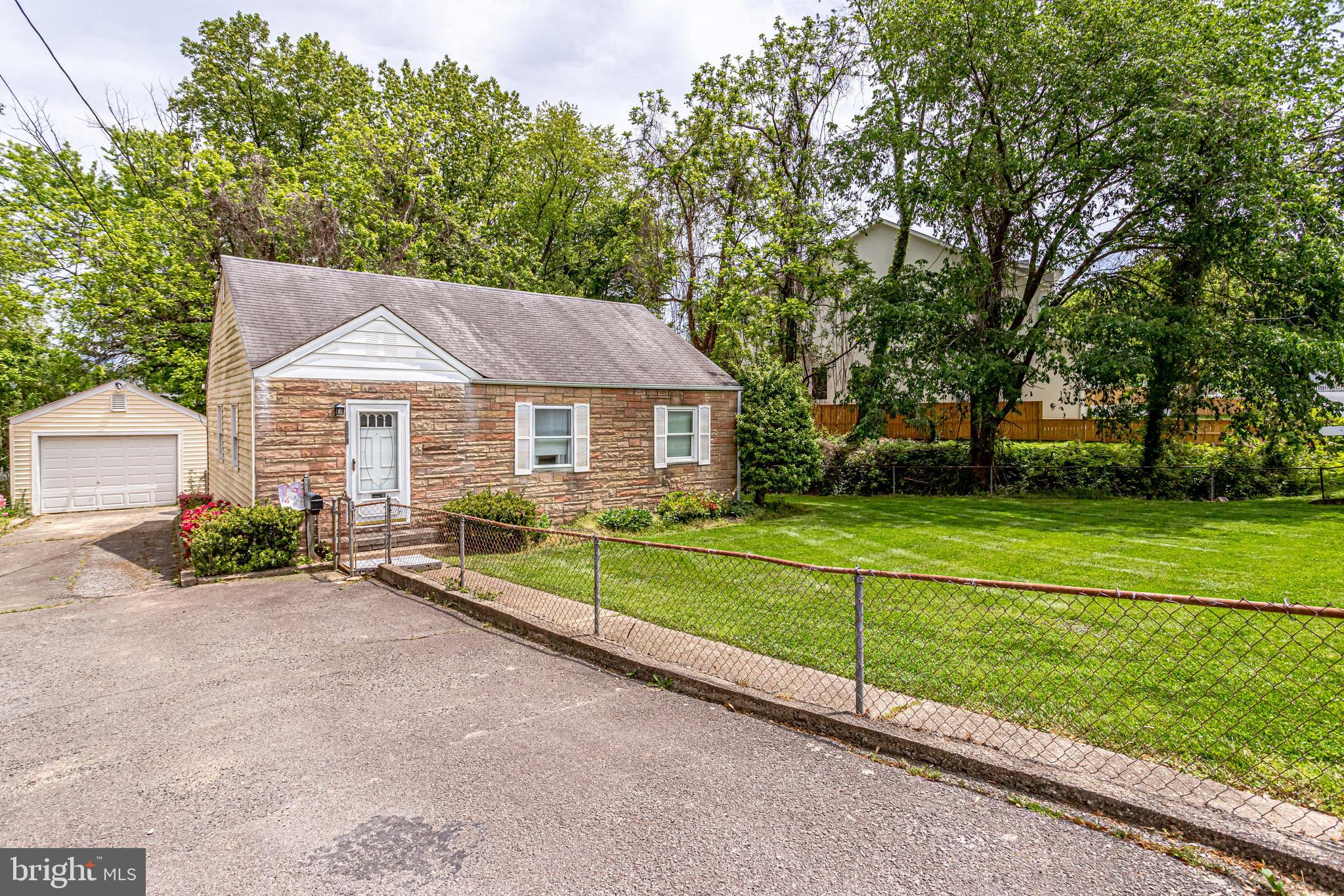 2027 Griffith Road Falls Church, VA 22043 - Photo 45 of 49 Gallery Image 45