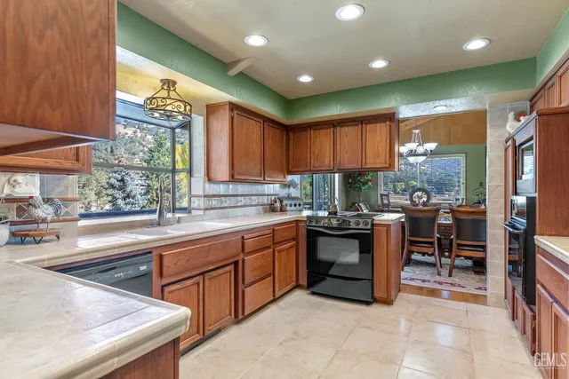 $642,000 | Undisclosed Address, Tehachapi, CA 93561