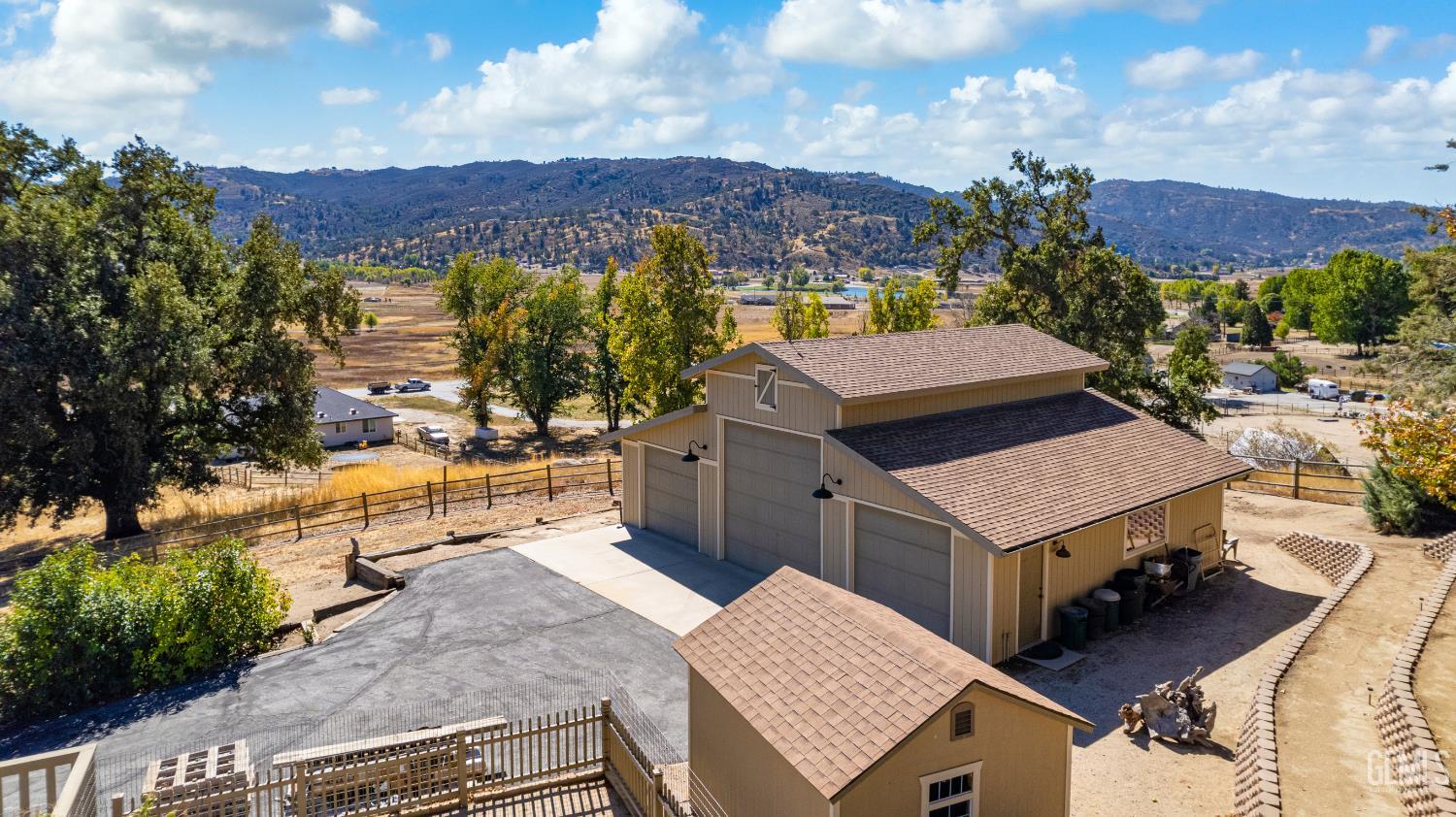 Undisclosed Address Tehachapi, CA 93561 - Photo 56 of 58 a view of a terrace with a table and chairs
