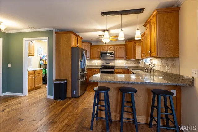 $319,000 | 907 Plantation Boulevard, Sikeston, MO 63801