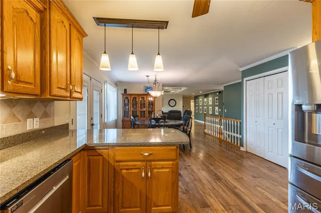 $319,000 | 907 Plantation Boulevard, Sikeston, MO 63801