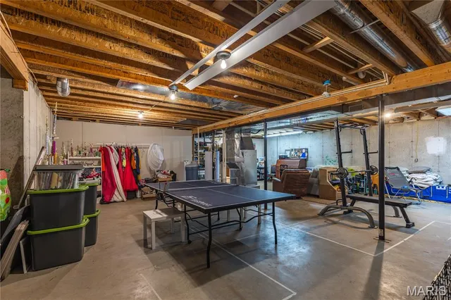 $319,000 | 907 Plantation Boulevard, Sikeston, MO 63801