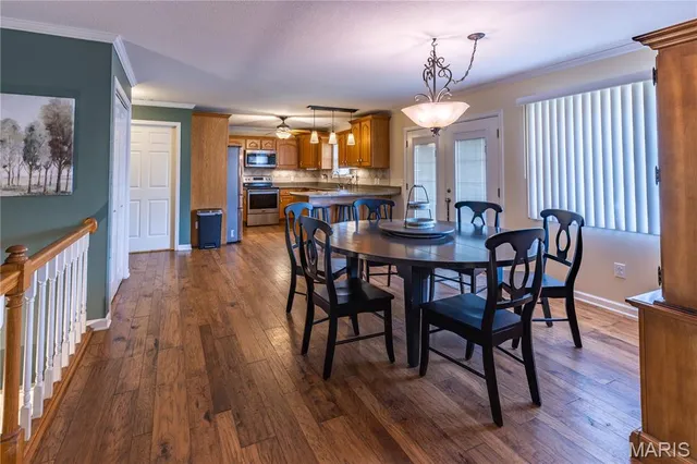 $319,000 | 907 Plantation Boulevard, Sikeston, MO 63801