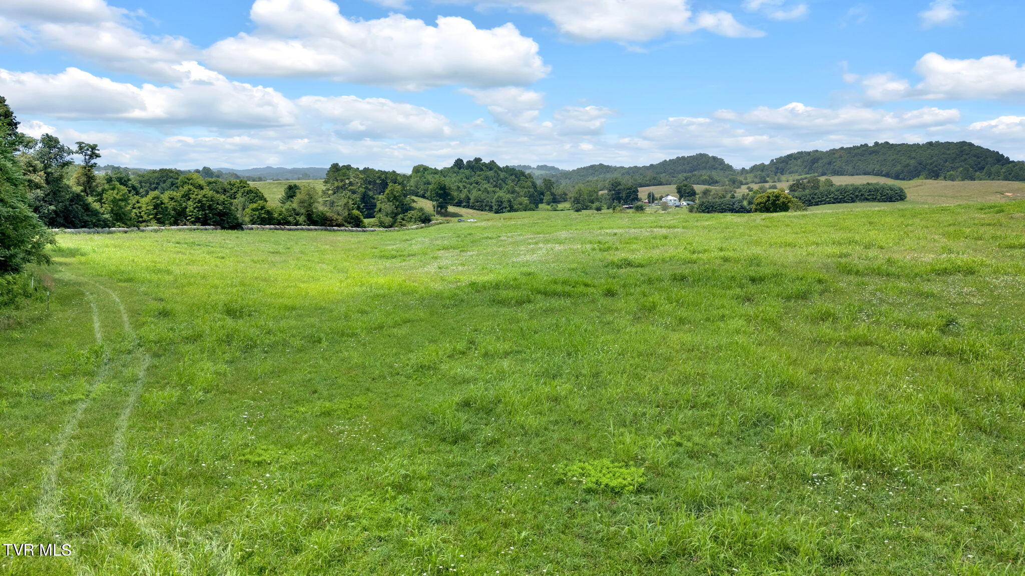 2200 Old Hall Road, Unit B Limestone, TN 37681 - Photo 37 of 44 14-web-or-mls-DJI_20240802124829_0616_D