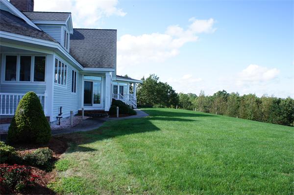 271 Ballville Road Bolton, MA 01740 - Photo 4 of 22 Gallery Image 4