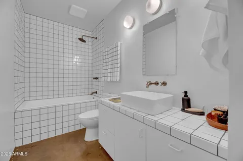 $995,000 | 309 East Keim Drive, Phoenix, AZ 85012