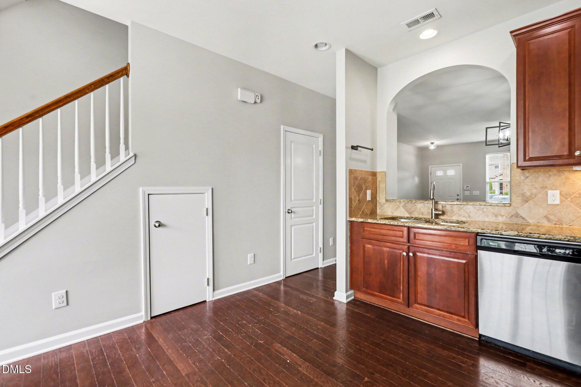 806 Cupola Drive Raleigh, NC 27603 - Photo 5 of 32 007_file_1843
