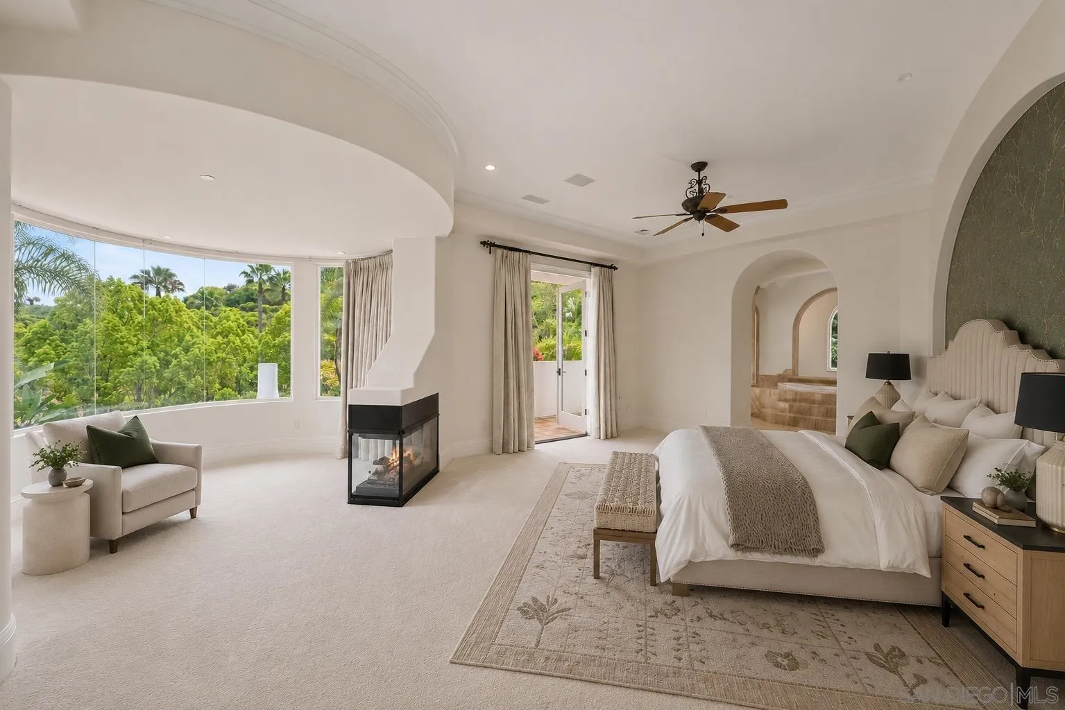 6319 Via Naranjal Rancho Santa Fe, CA 92067 - Photo 8 of 27 Digitally Altered. Original Image (https://zimg.paragon.ice.com/ParagonImages/Property/PA/SDMLS/260009312/14/1024/768/59115d4ed7469db947a60bce66713554/3/f261ffeec8fcad45915627690e9d16f7/260009312-e3a2eebc-6eb7-4515-af83-d60be7390959.JPG)