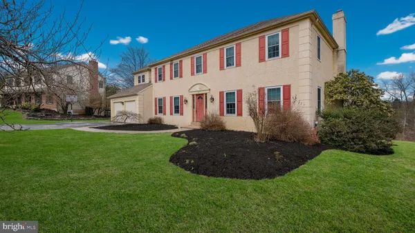 $980,000 | 74 Hargrave Lane, Media, PA 19063