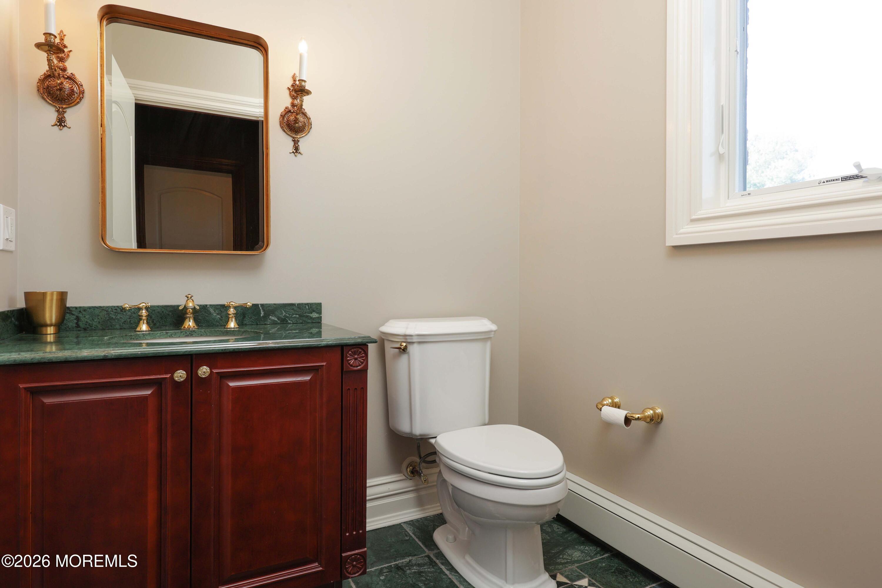 25 Ely Road Holmdel, NJ 07733 - Photo 18 of 55 POWDER ROOM