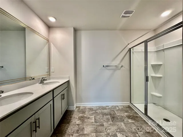 $2,350 | 1605 Blue Velvet Lane, Dallas, NC 28034