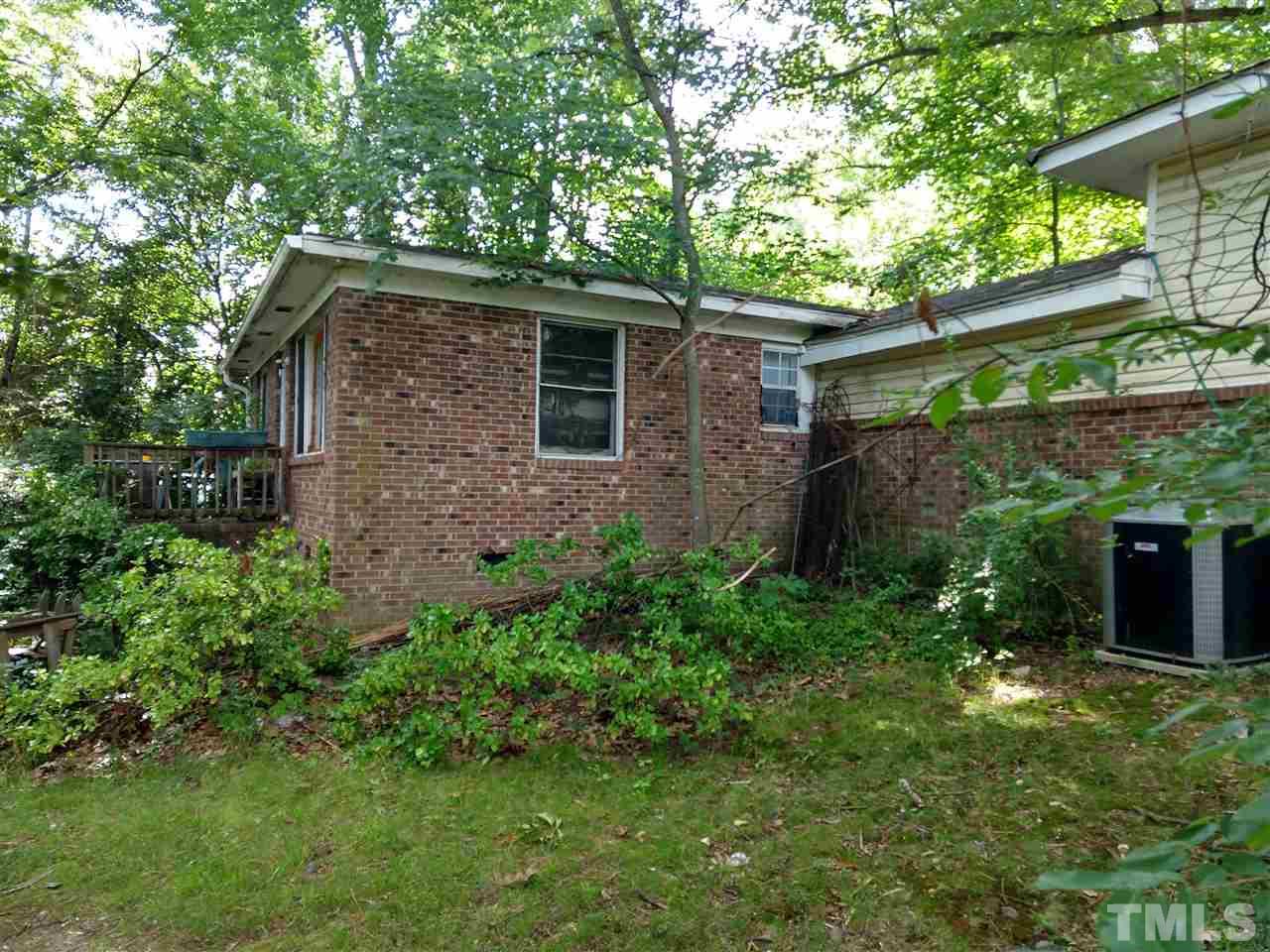 3900 Lexington Drive Raleigh, NC 27606 - Photo 2 of 3
