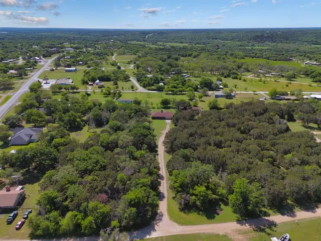 $320,000 | 125 County Road 1287, Morgan, TX 76671