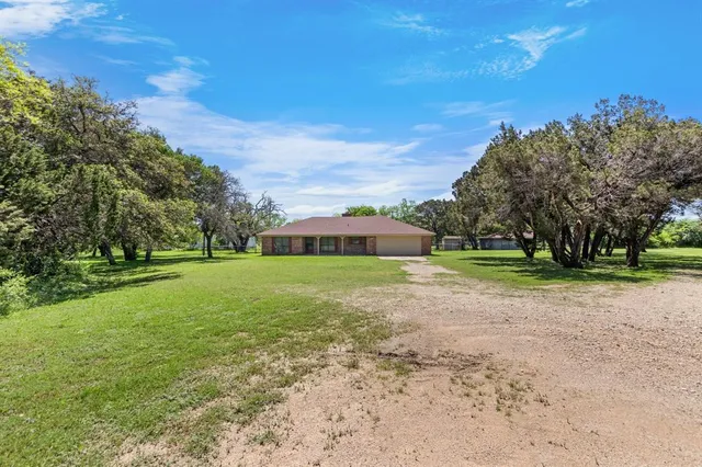 $320,000 | 125 County Road 1287, Morgan, TX 76671