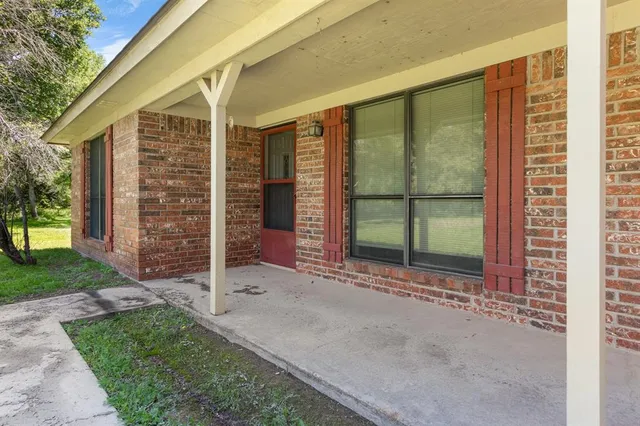 $320,000 | 125 County Road 1287, Morgan, TX 76671