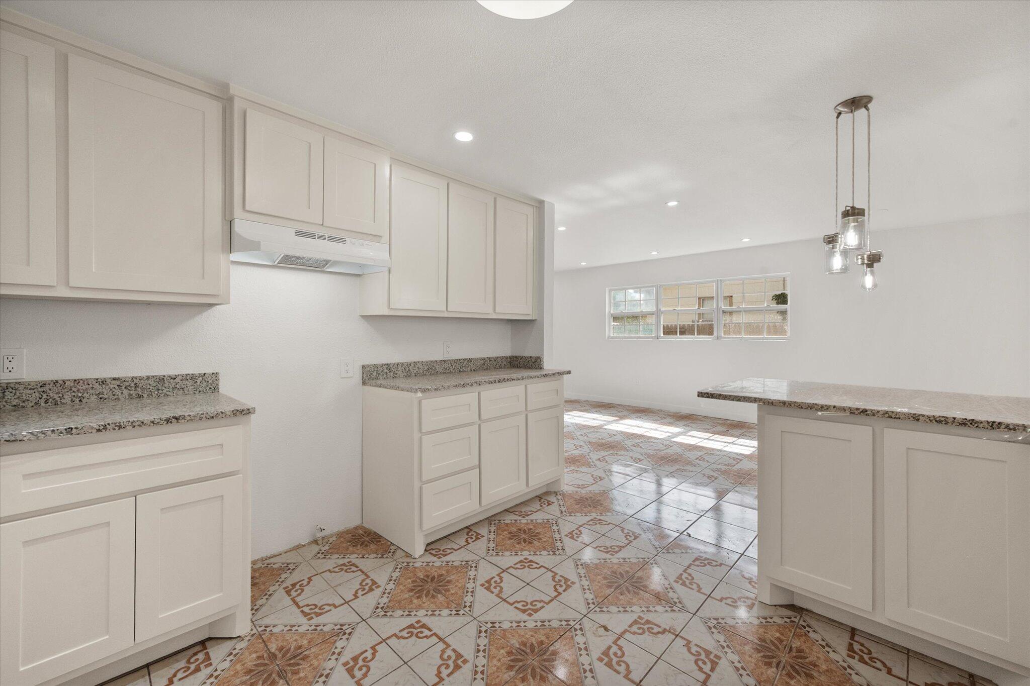 2014 40th Street Lubbock, TX 79412 - Photo 7 of 30 22-2014 40th_9303