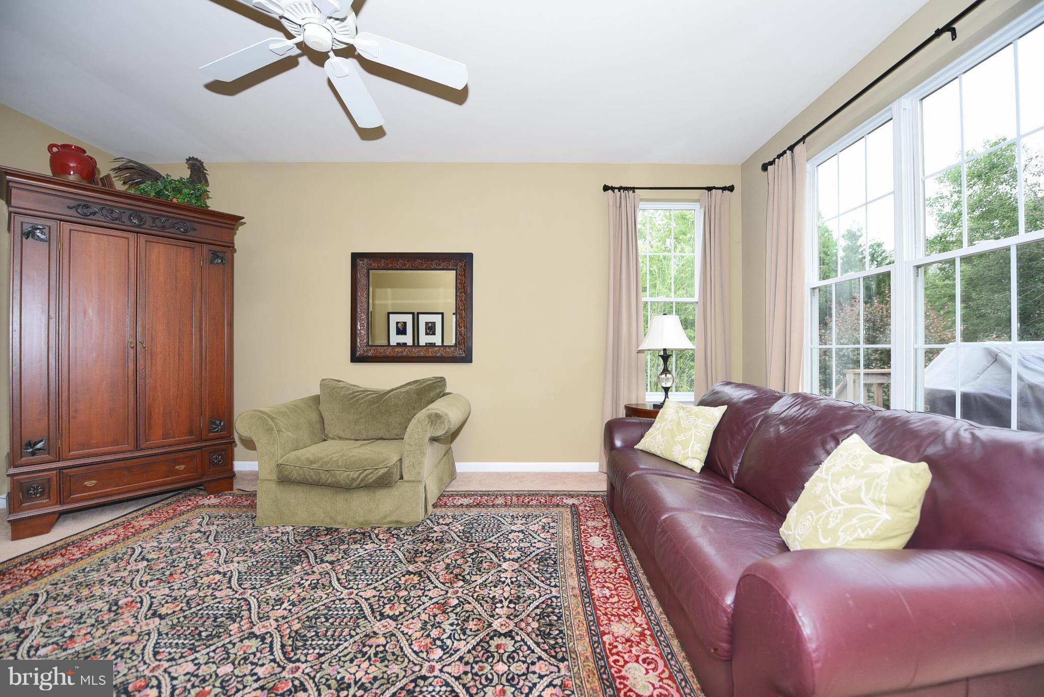 116 Queensberry Road Baltimore, MD 21237 - Photo 14 of 30 Family Room