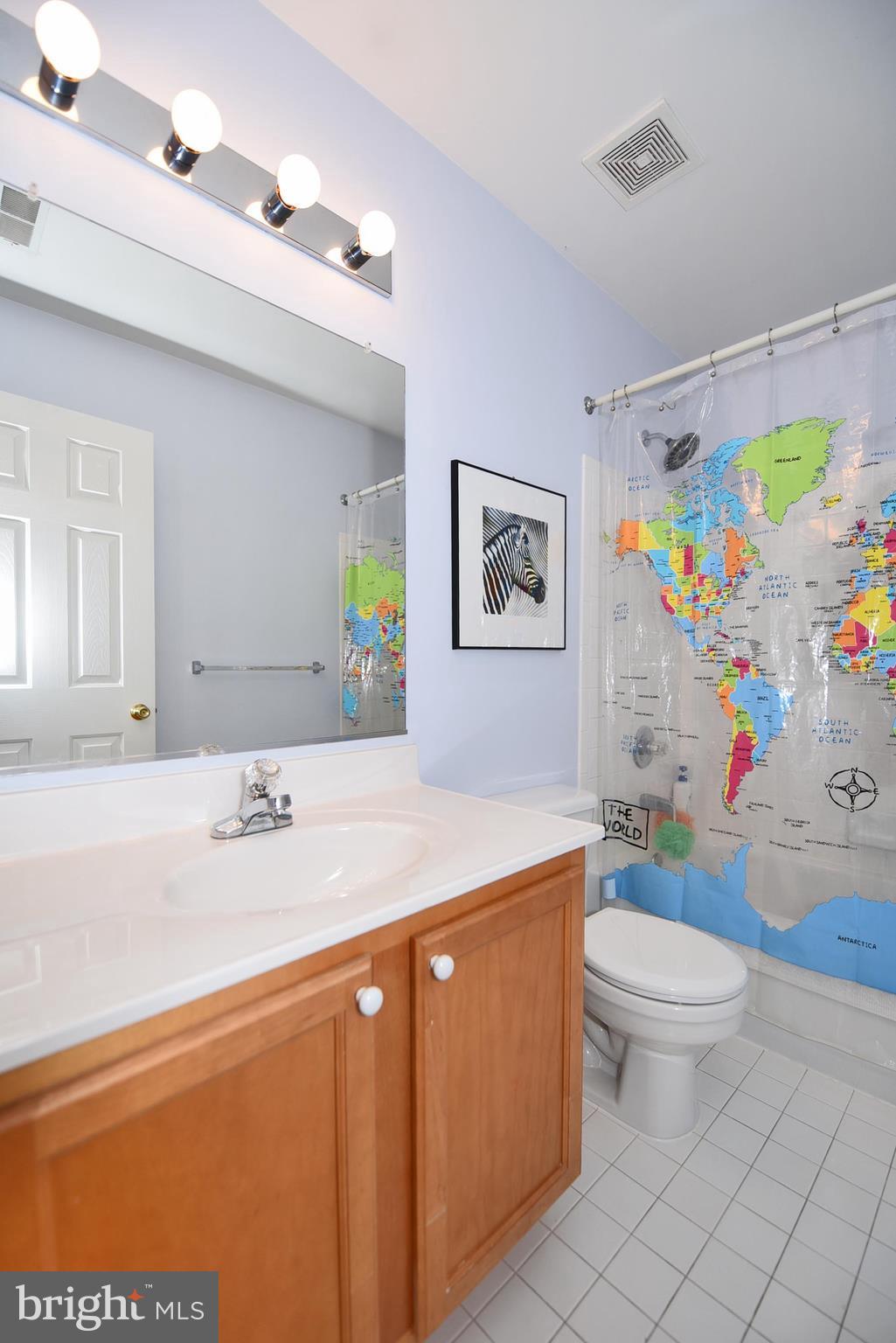116 Queensberry Road Baltimore, MD 21237 - Photo 21 of 30 Upper Level Hall Bath