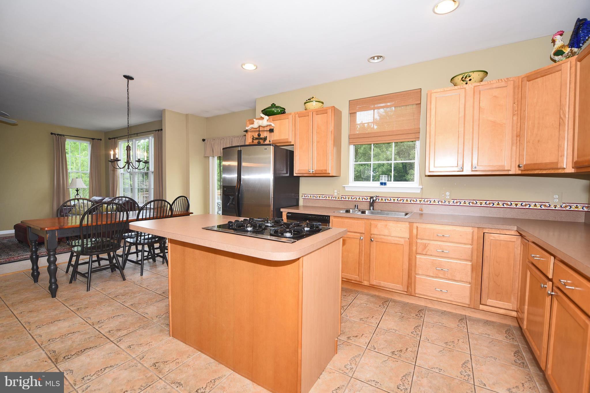 116 Queensberry Road Baltimore, MD 21237 - Photo 10 of 30 Kitchen