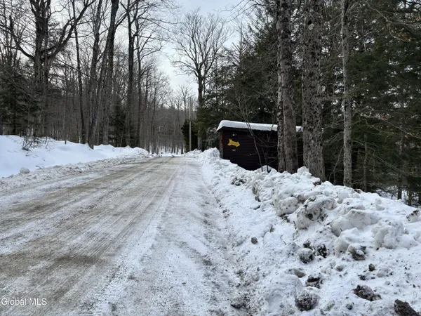 $200,000 | 25 Sand Point Road, Caroga Lake, NY 12032