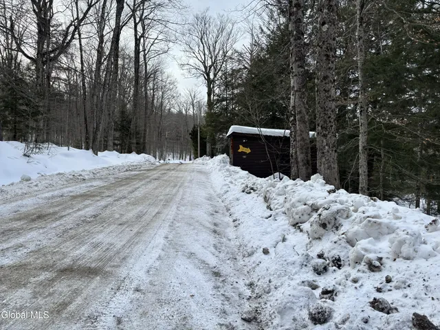 $200,000 | 25 Sand Point Road, Caroga Lake, NY 12032