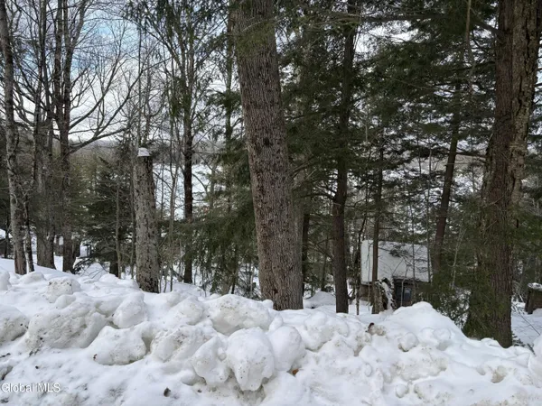 $200,000 | 25 Sand Point Road, Caroga Lake, NY 12032