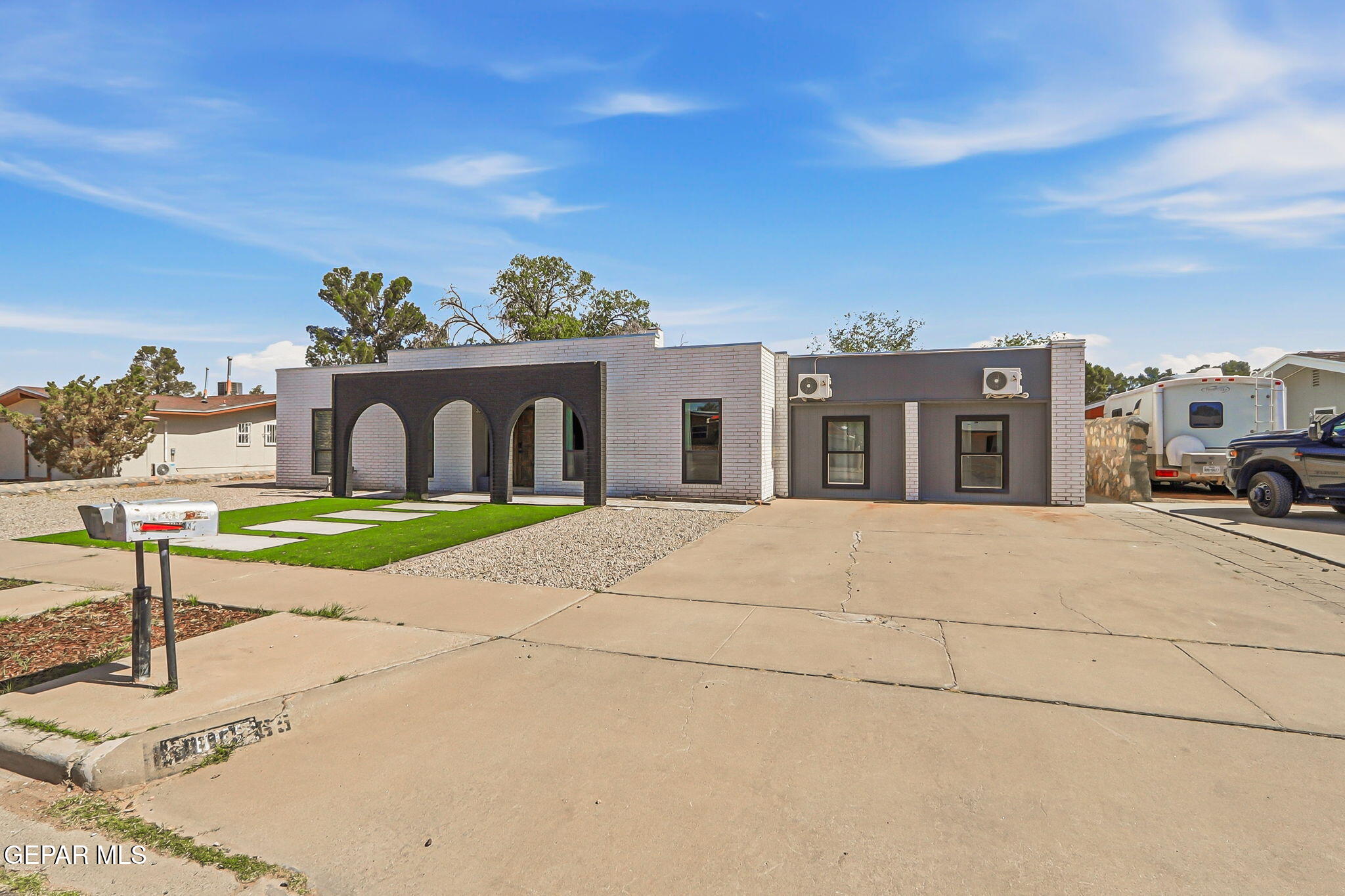 14865 Holden Road El Paso, TX 79928 - Photo 3 of 69 29-web-or-mls-IMG_7172