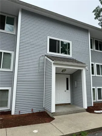 $2,095 | 400 New River Road, Unit 809, Lincoln, RI 02838