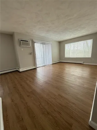 $2,095 | 400 New River Road, Unit 809, Lincoln, RI 02838