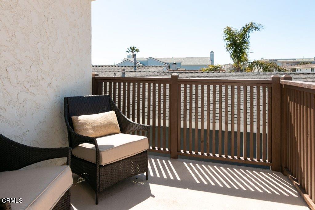 5000 Dolphin Way Oxnard, CA 93035 - Photo 17 of 56 a view of a balcony with wooden floor