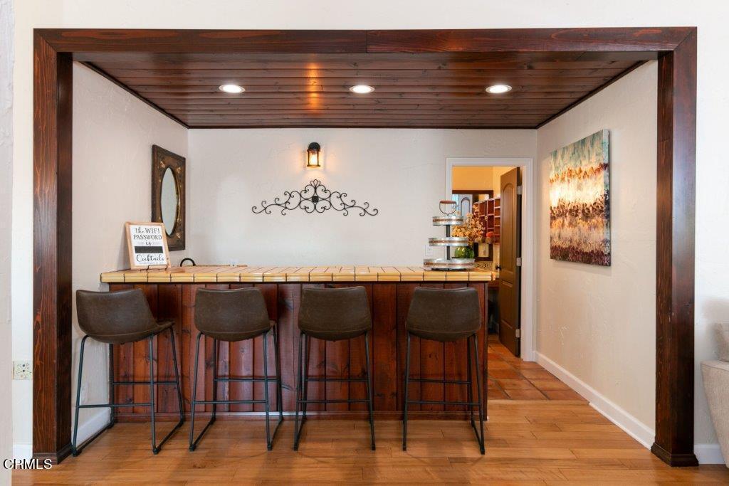 5000 Dolphin Way Oxnard, CA 93035 - Photo 28 of 56 a view of a chairs and table in a room