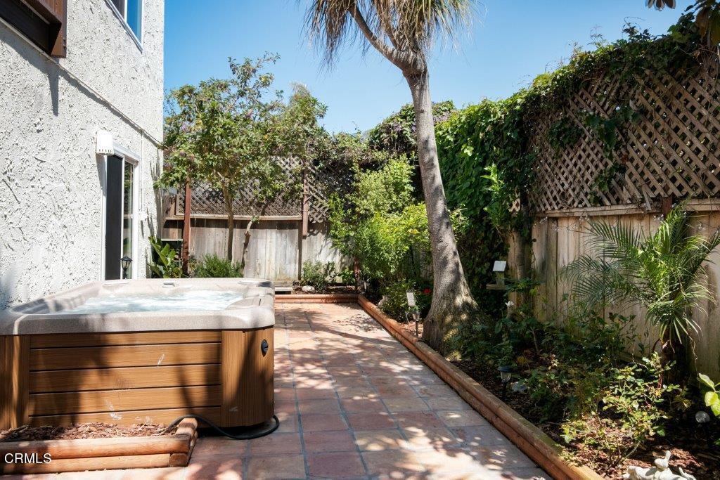 5000 Dolphin Way Oxnard, CA 93035 - Photo 44 of 56 a view of outdoor space and yard