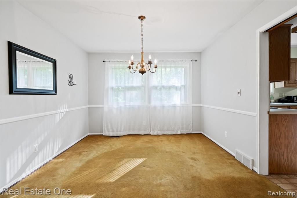 1503 Biggers Drive Rochester Hills, MI 48309 - Photo 6 of 29