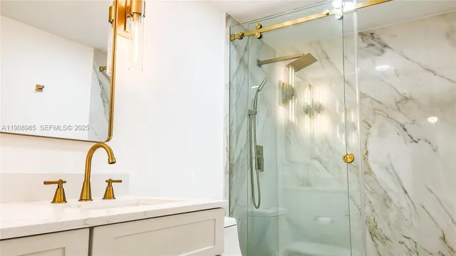 $2,500 | 3140 South Ocean Drive, Unit 2403, Hallandale Beach, FL 33009