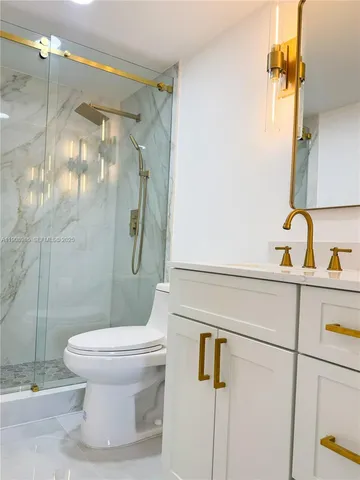 $2,500 | 3140 South Ocean Drive, Unit 2403, Hallandale Beach, FL 33009