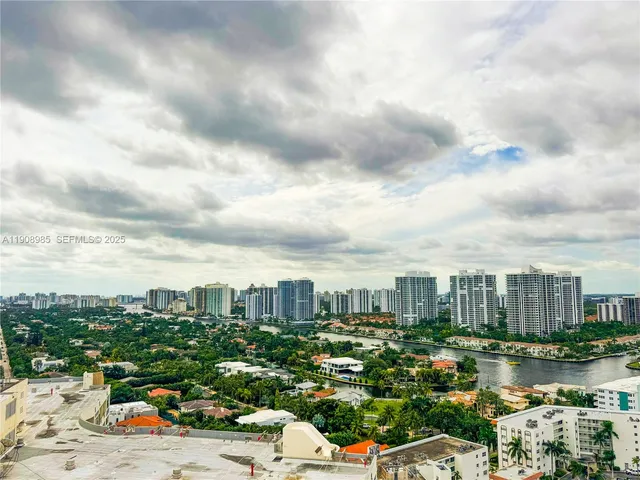 $2,500 | 3140 South Ocean Drive, Unit 2403, Hallandale Beach, FL 33009