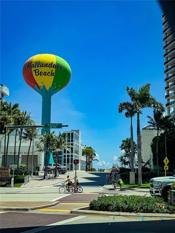 $2,500 | 3140 South Ocean Drive, Unit 2403, Hallandale Beach, FL 33009