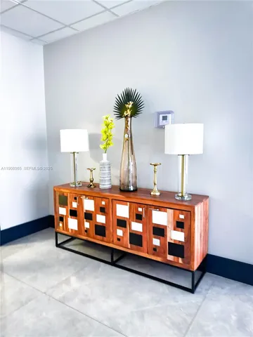 $2,500 | 3140 South Ocean Drive, Unit 2403, Hallandale Beach, FL 33009