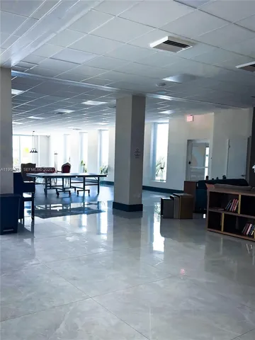 $2,500 | 3140 South Ocean Drive, Unit 2403, Hallandale Beach, FL 33009