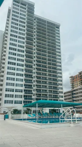 $2,500 | 3140 South Ocean Drive, Unit 2403, Hallandale Beach, FL 33009