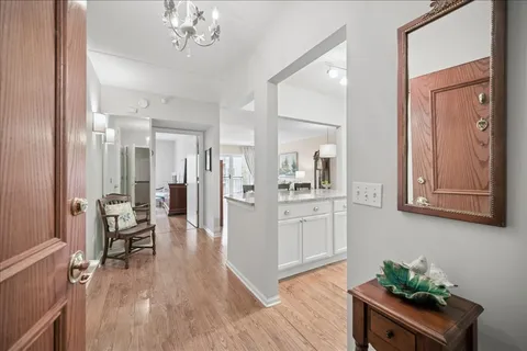 $249,000 | 5005 Warren Street, Unit 506, Skokie, IL 60077