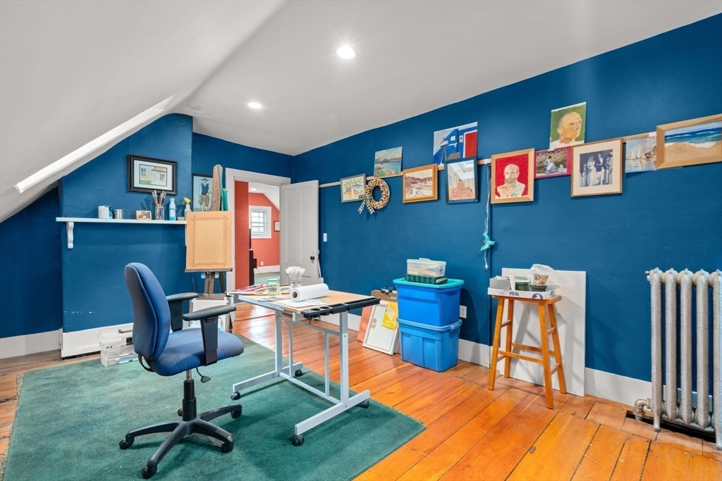 600 East Street Dedham, MA 02026 - Photo 36 of 39 a workspace with furniture and rug