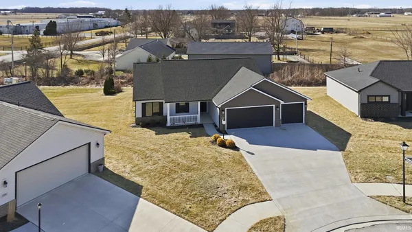 $334,900 | 13407 Martingale Cove, Grabill, IN 46741