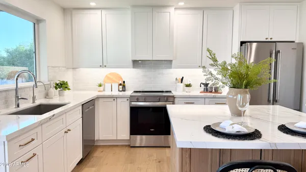 $429,000 | 2807 West Charleston Avenue, Phoenix, AZ 85053