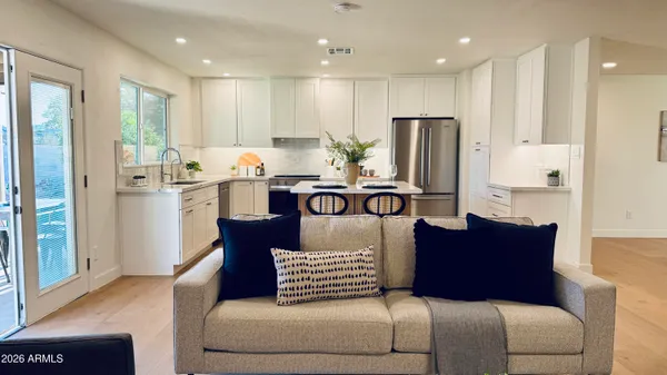 $429,000 | 2807 West Charleston Avenue, Phoenix, AZ 85053