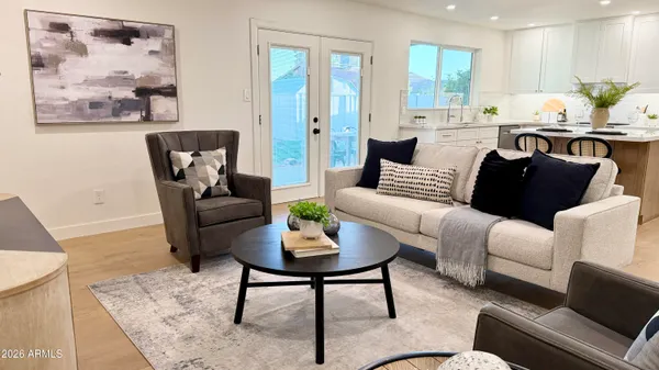 $429,000 | 2807 West Charleston Avenue, Phoenix, AZ 85053