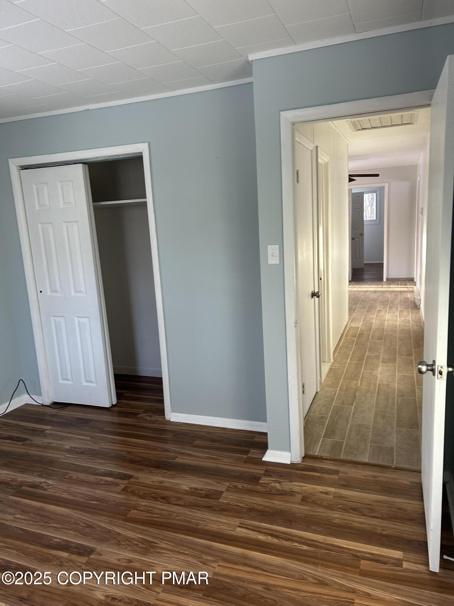 107 Davis Circle Bushkill, PA 18324 - Photo 14 of 35 IMG_1258